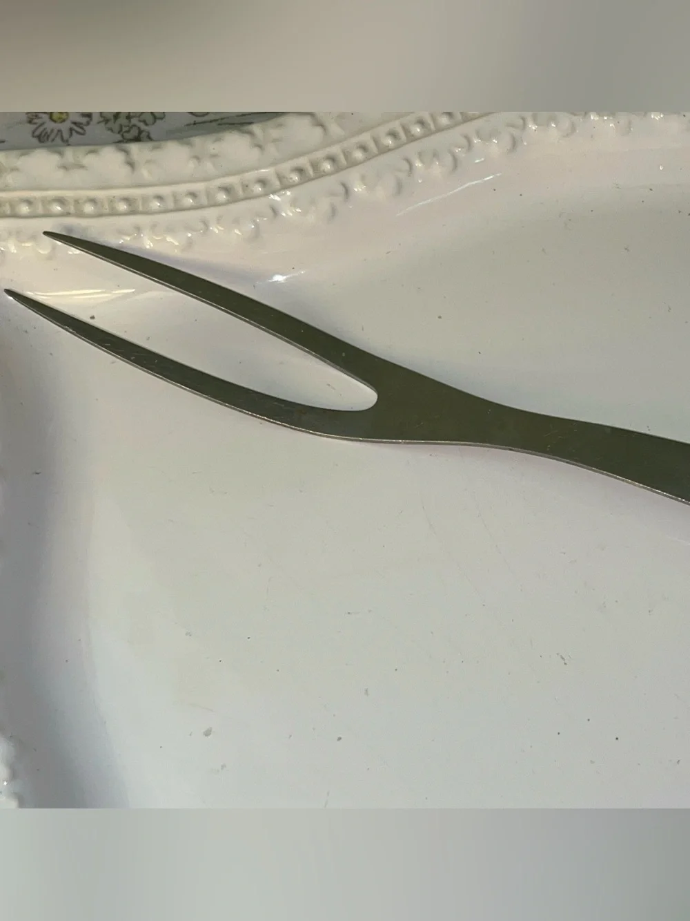 Ekco Flint Arrowhead meat/carving fork in the Harvest Wheat pattern Vintage